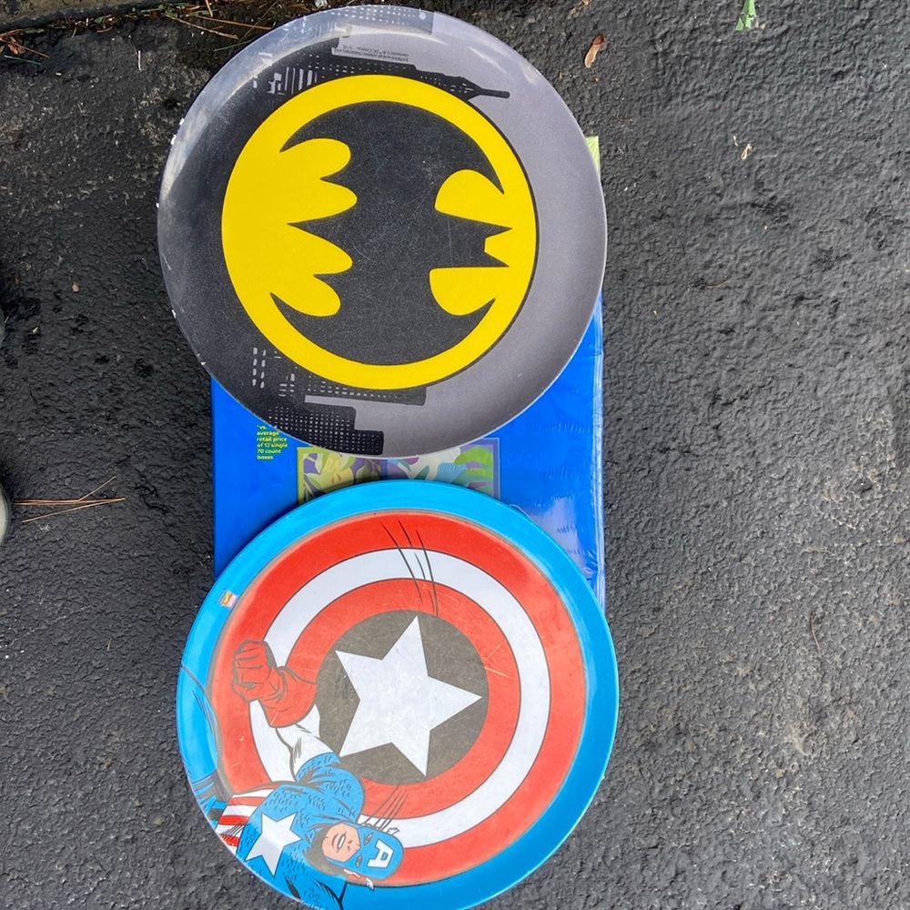 10 inch DC comics Batman round plate & captain American, 10 inch MELAMINE plates